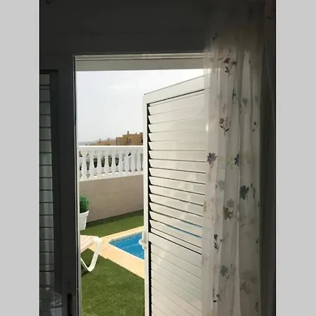 Vv 'valdeconcha', Piscina Privada Y Vistas Al Mar Villa
