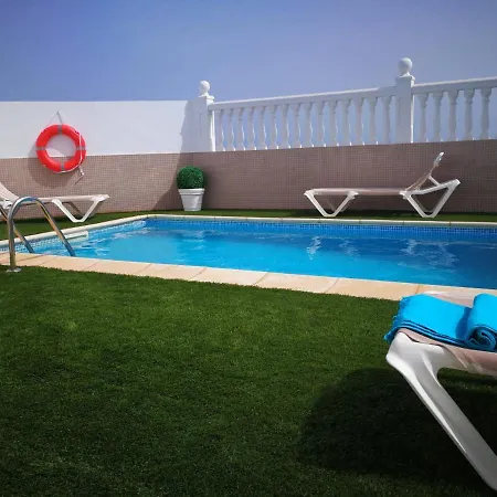 Vv 'valdeconcha', Piscina Privada Y Vistas Al Mar *